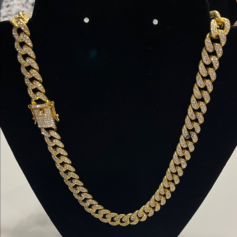 Gold Pavé Cuban Link Necklace UNISEX BRAND NEW 18in - Picture 1 of 4